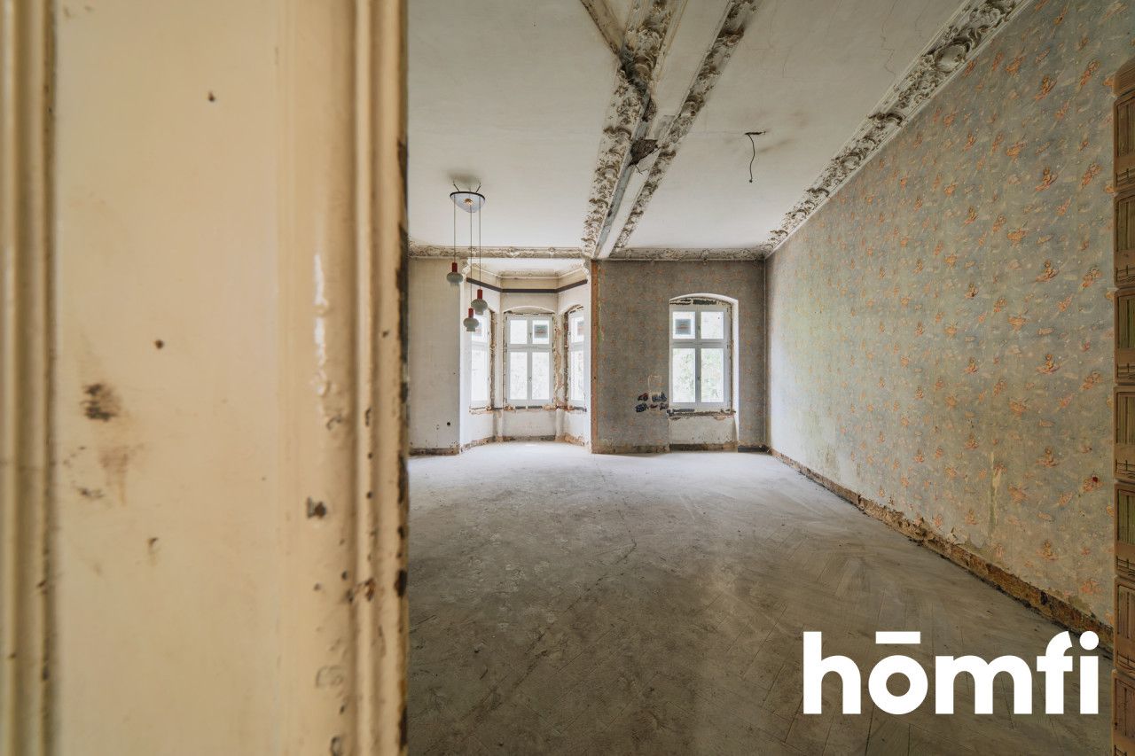 105 m² with Soul | Historic 1895 Building | Bay Window & Moldings | Downtown Poznań - Apartment - Sale - Poznań, Stare Miasto