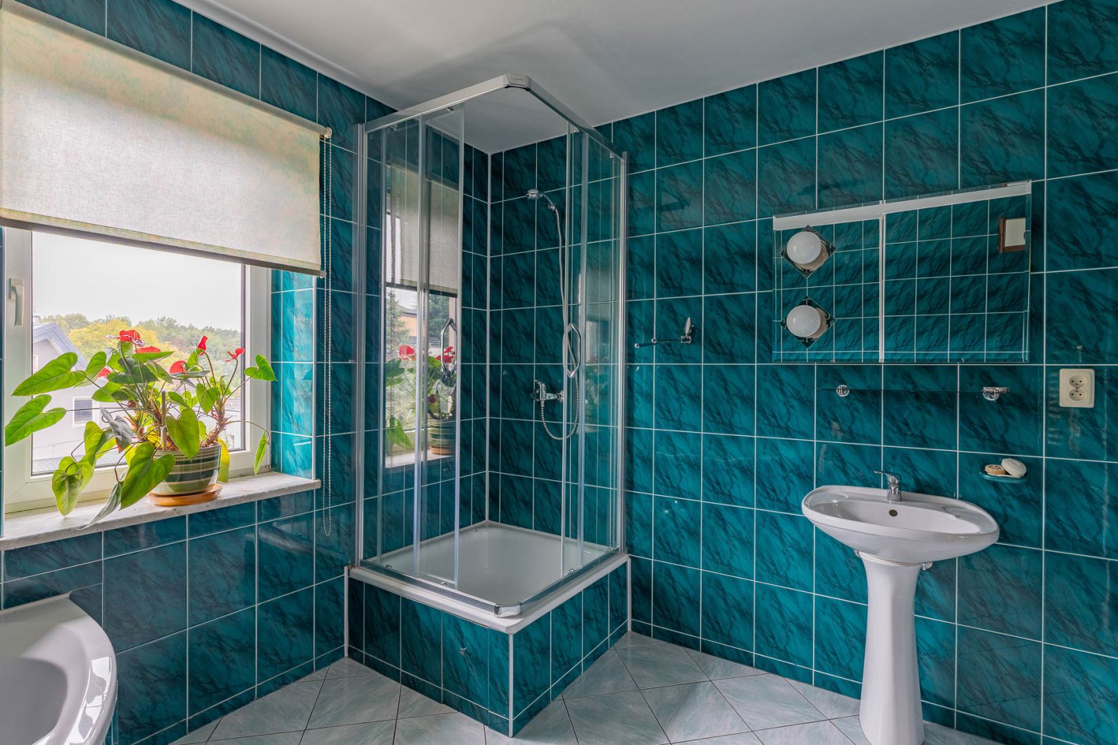 Multi-generational house 278 m² | 2 plots | Zgierz - Дім - Продаж - Zgierski, Zgierz