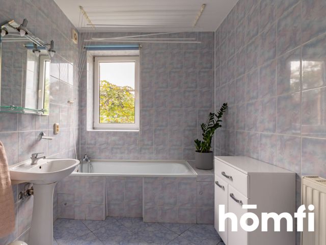 Multi-generational house 278 m² | 2 plots | Zgierz - Дім - Продаж - Zgierski, Zgierz