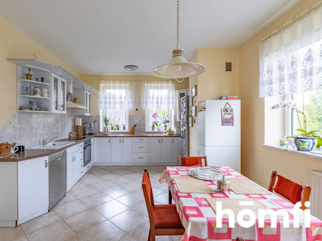 Multi-generational house 278 m² | 2 plots | Zgierz - Дім - Продаж - Zgierski, Zgierz