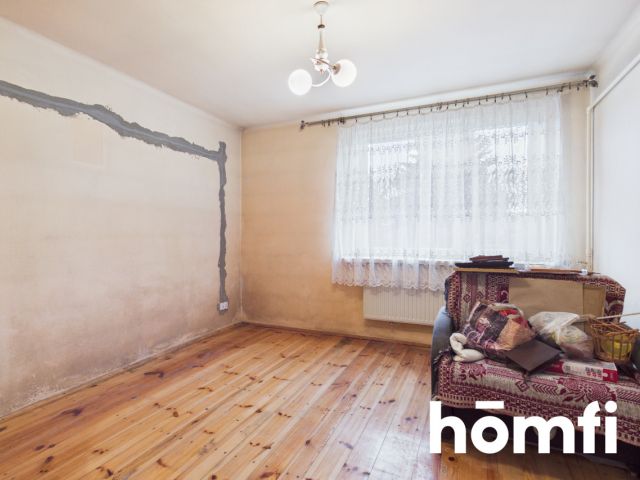 Dom z potencjałem w Lesiowie 65m2 - Dom - Sprzedaż - Radomski, Jastrzębia / Lesiów
