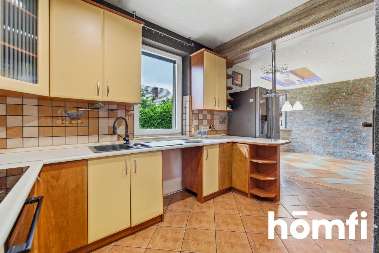 Detached house 15 minutes from Katowice with a large garden and garage - House - Sale - Ruda Śląska, Wirek