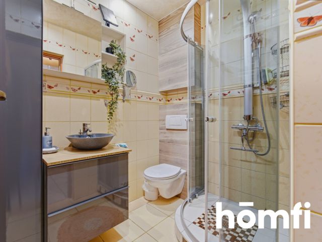 Dom wolnostojący 15 minut od Katowic z dużym ogrodem i garażem - Dom - Sprzedaż - Ruda Śląska, Wirek