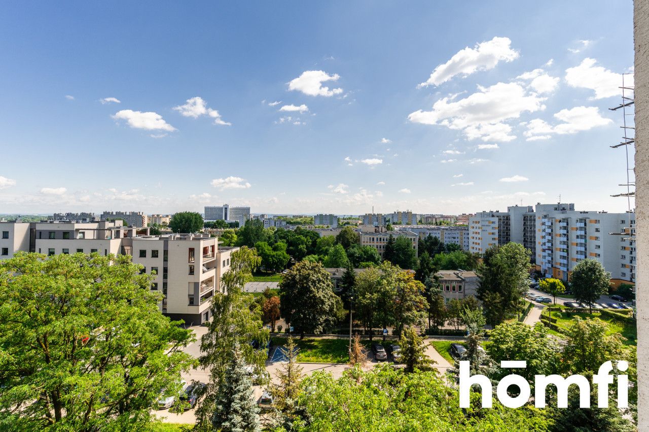3 rooms/ 3-Room Apartment after Full Renovation/ City Skyline / os. Piastów/ Mistrzejowice - Apartment - Sale - Kraków, Nowa Huta / Mistrzejowice