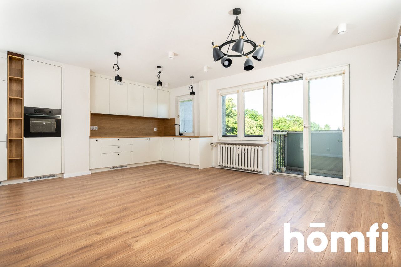 3 rooms/ 3-Room Apartment after Full Renovation/ City Skyline / os. Piastów/ Mistrzejowice - Apartment - Sale - Kraków, Nowa Huta / Mistrzejowice