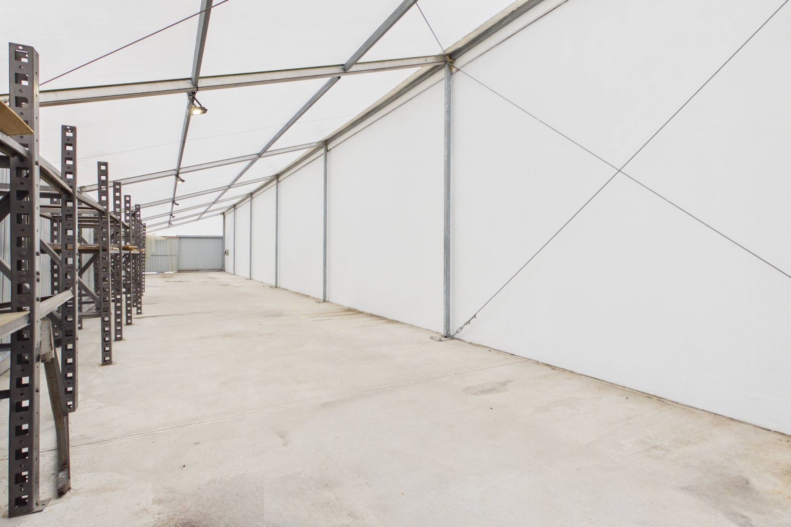 Hala magazynowa 150 m2 w doskonałej lokalizacji - Lokal użytkowy - Wynajem - Wrocławski, Długołęka / Mirków