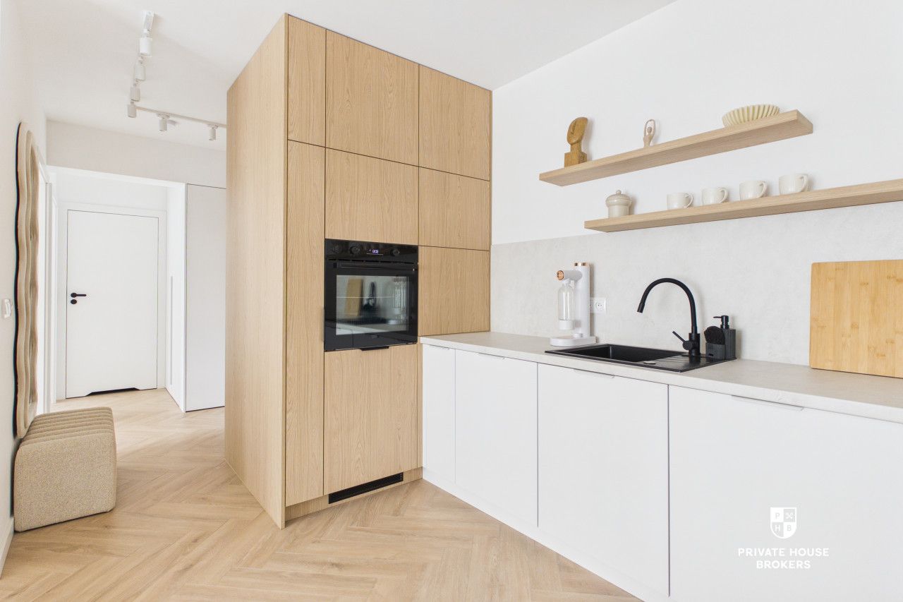 3 rooms | 60 m² | first rent | air conditioning | Legnicka Street - Apartment - Rent - Wrocław, Stare Miasto / Szczepin