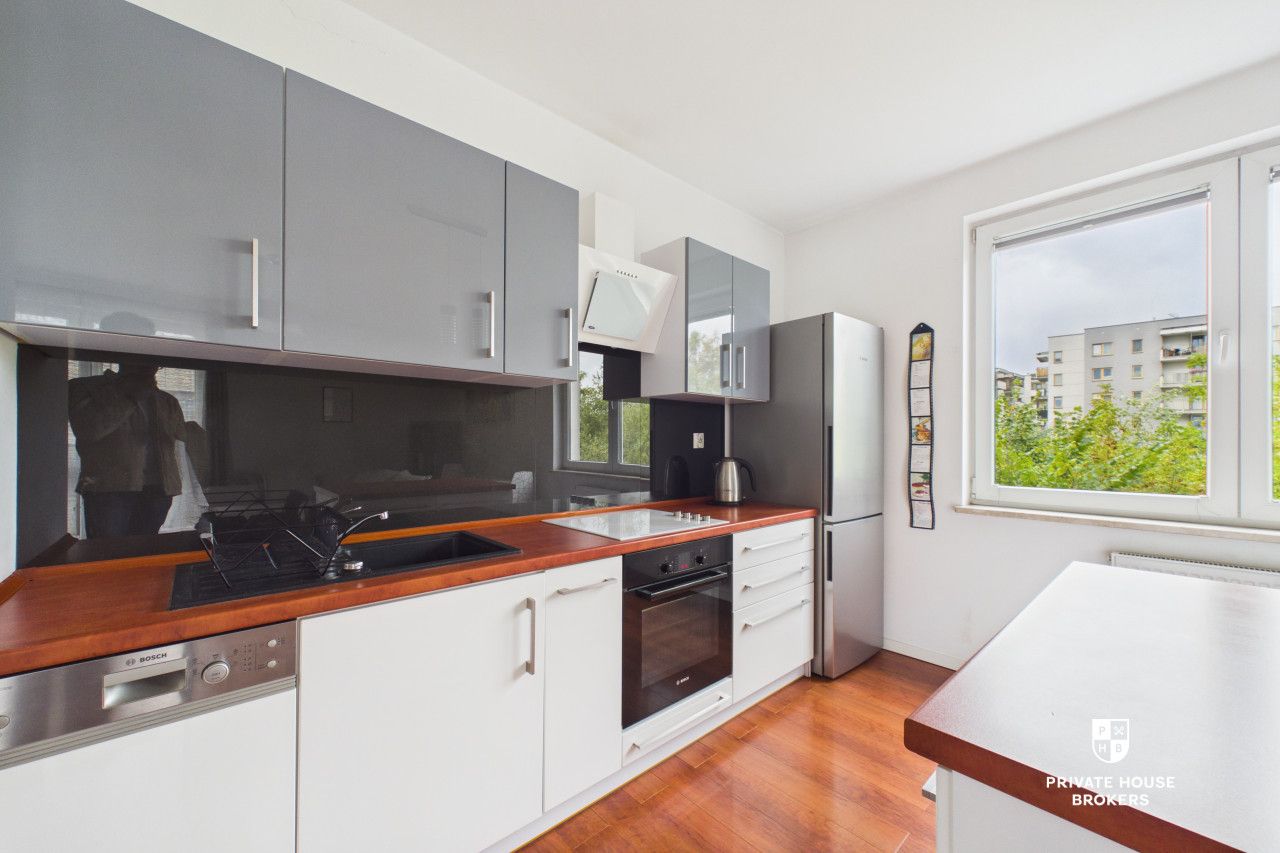 Cozy one-bedroom apartment in a modern development | Balcony | Podgórze | Wielicka Street - Apartment - Sale - Kraków, Podgórze
