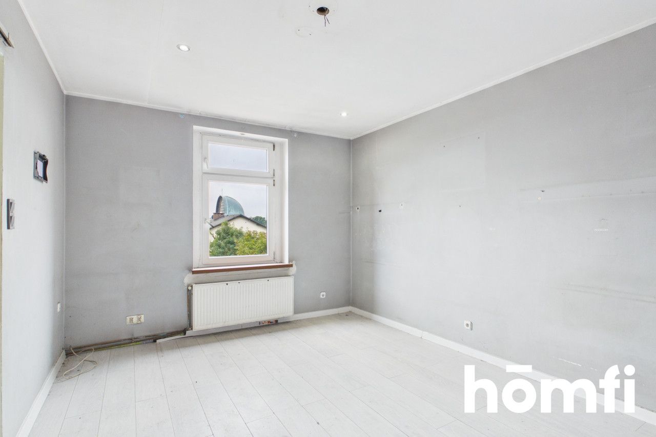55.8 m² apartment to arrange! Close to WPKiW - Apartment - Sale - Chorzów, Klimzowiec