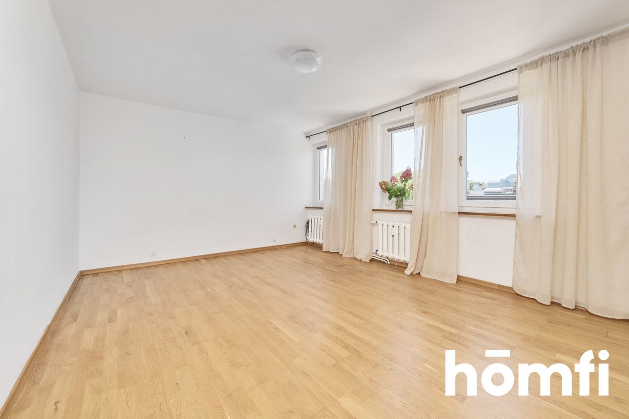 An apartment overlooking the Włodkowica Street promenade - Apartment - Sale - Wrocław, Stare Miasto