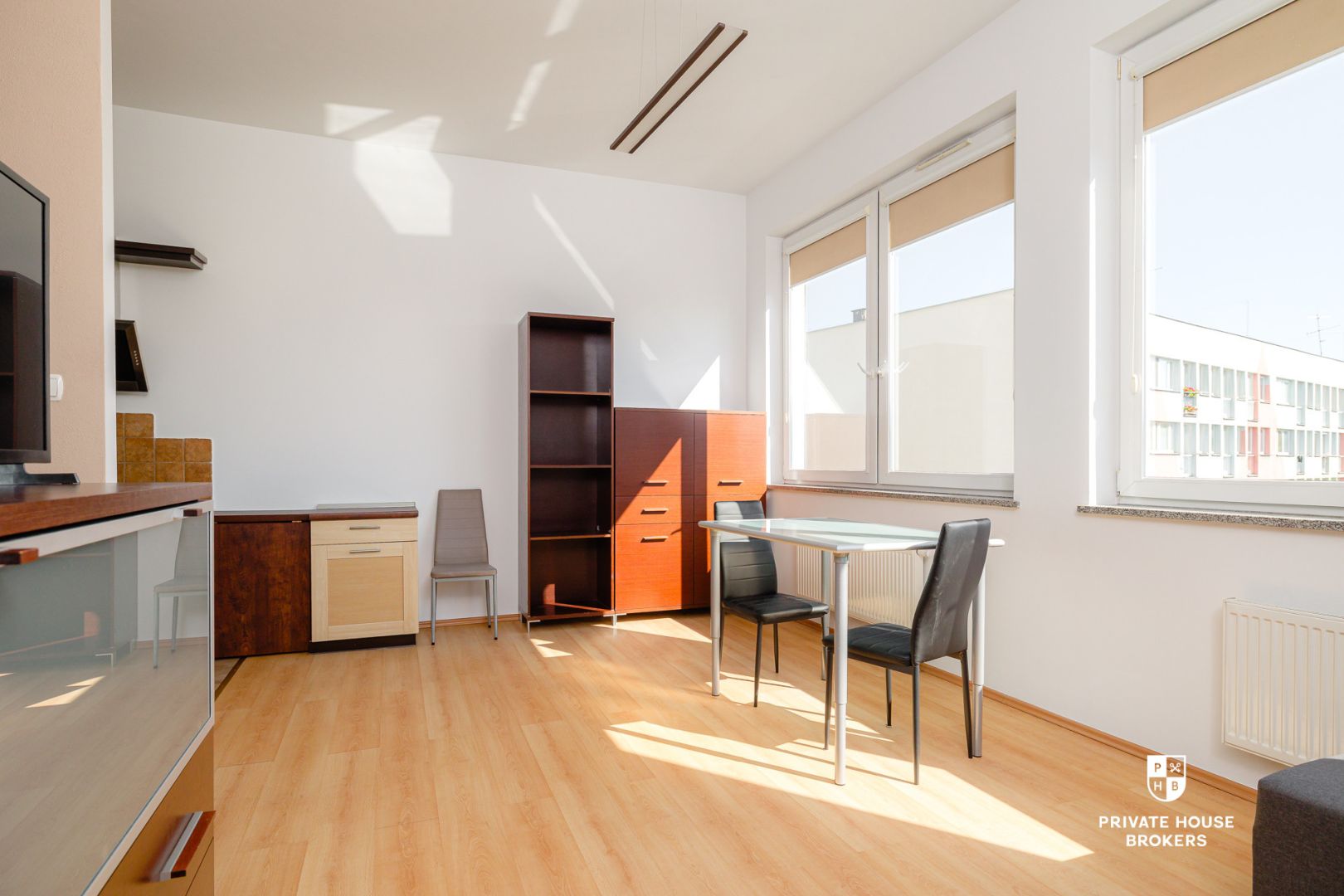 Studio apartment near Sky, high ceilings – 3m - Apartment - Rent - Wrocław, Krzyki