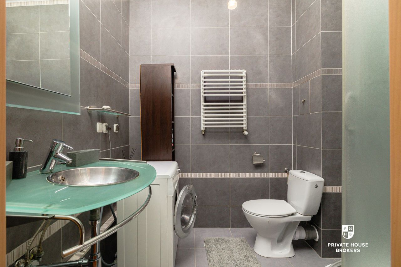 Studio apartment near Sky, high ceilings – 3m - Apartment - Rent - Wrocław, Krzyki