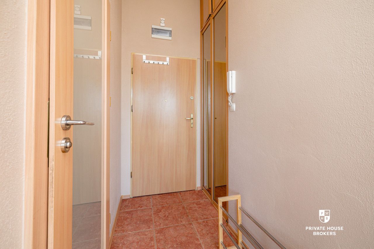 Studio apartment near Sky, high ceilings – 3m - Apartment - Rent - Wrocław, Krzyki