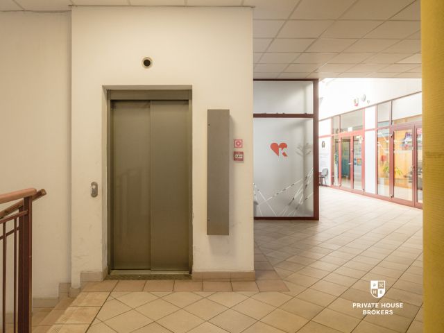 3-room apartment with a functional layout and a massive garden - Commercial premises - Sale - Wrocław, Krzyki / Partynice