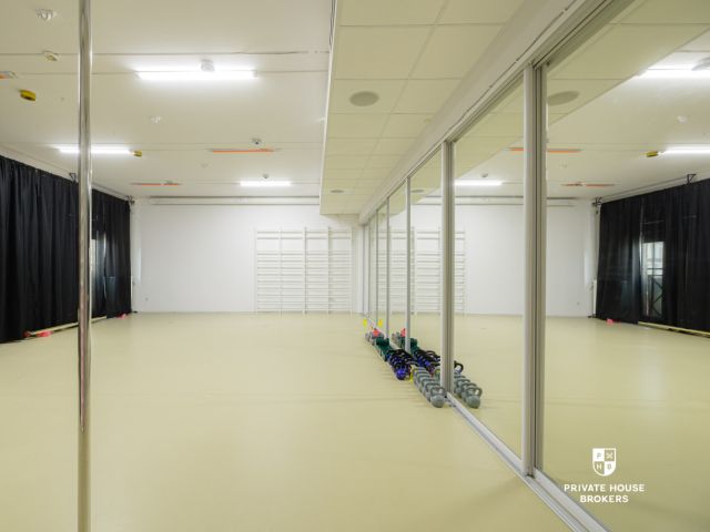 3-room apartment with a functional layout and a massive garden - Commercial premises - Sale - Wrocław, Krzyki / Partynice