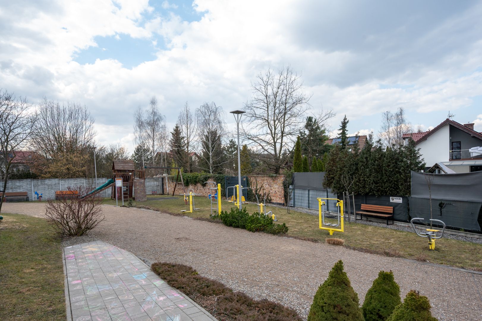 Studio apartment with a GARDEN, air conditioning, and high ceilings | Czerwone Maki | UJ - Квартира - Оренда - Kraków