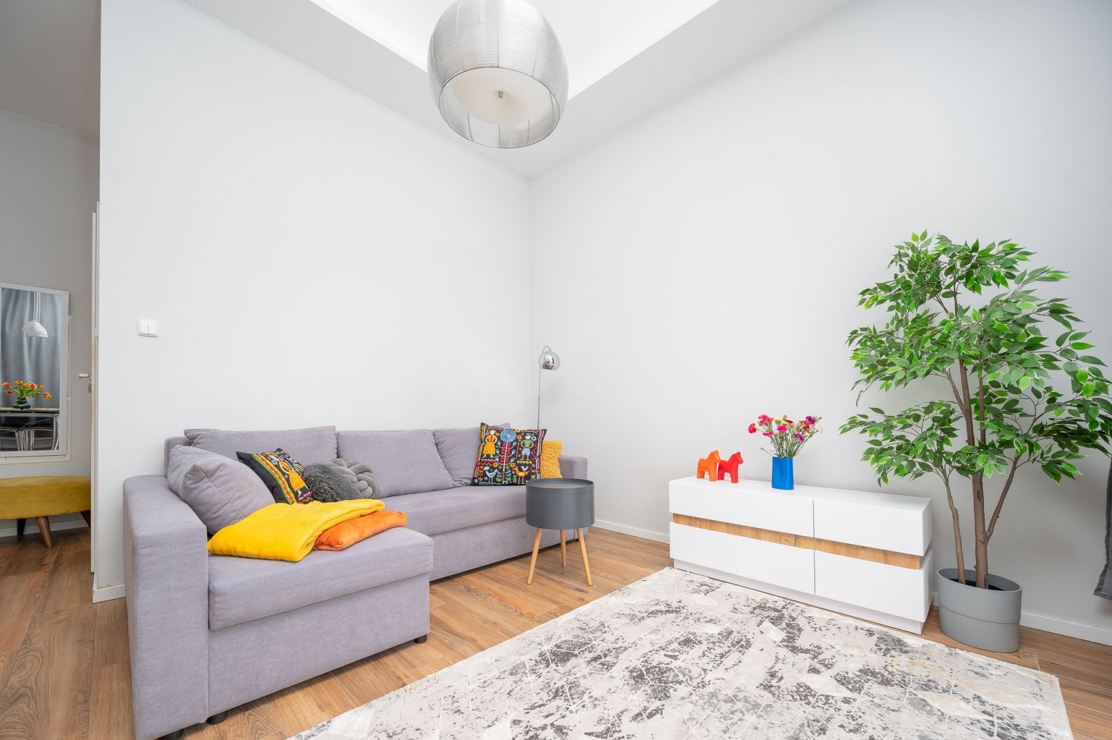 Studio apartment with a GARDEN, air conditioning, and high ceilings | Czerwone Maki | UJ - Квартира - Оренда - Kraków