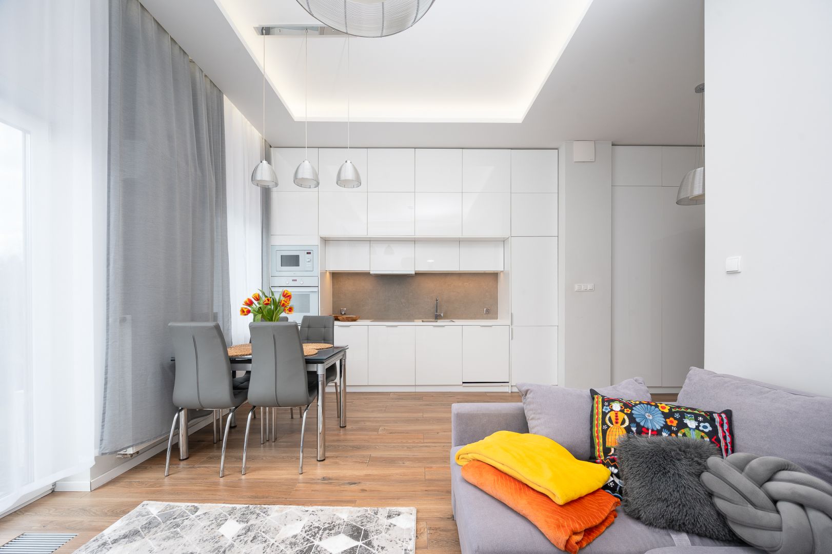 Studio apartment with a GARDEN, air conditioning, and high ceilings | Czerwone Maki | UJ - Квартира - Оренда - Kraków