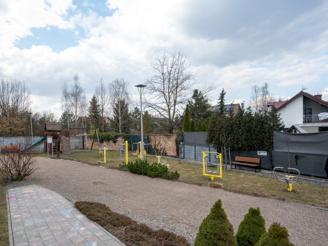 Kawalerka z OGRODEM, klimatyzacją i wysokimi sufitami | Czerwone Maki UJ - Mieszkanie - Wynajem - Kraków