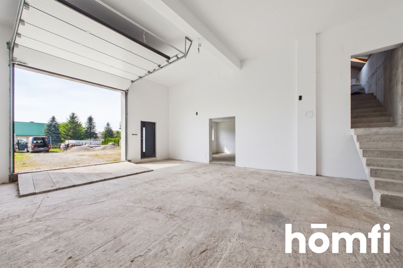 Utility and garage building - Commercial premises - Sale - Kielecki, Morawica / Brzeziny