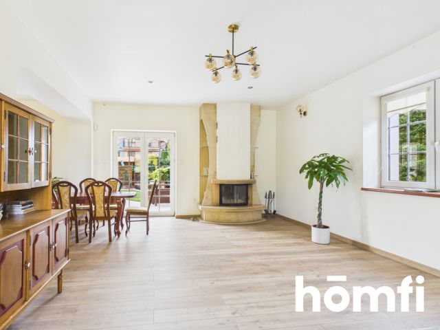 An exceptional property with a beautiful garden in Kłodzko. - Дім - Продаж - Kłodzki, Kłodzko