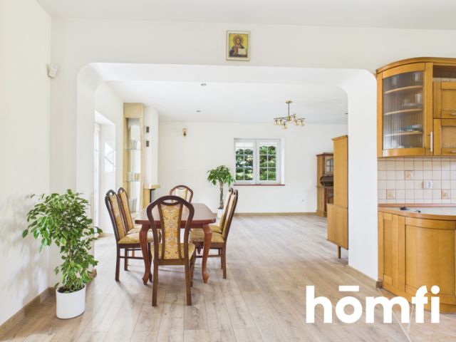 An exceptional property with a beautiful garden in Kłodzko. - Дім - Продаж - Kłodzki, Kłodzko