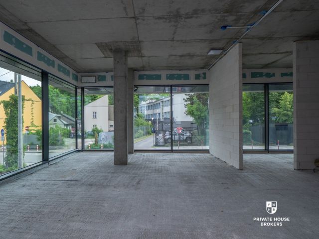 Commercial space Zamoyskiego 183 sqm - Commercial premises - Sale - Kraków, Podgórze