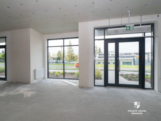 Lokal handlowo- usługowy do wynajęcia Walerego Sławka 178 mkw - Lokal użytkowy - Wynajem - Kraków, Podgórze