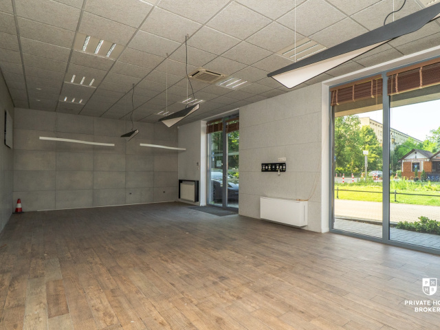 Commercial space for rent Krasickiego street 57 sqm - Commercial premises - Rent - Kraków, Podgórze