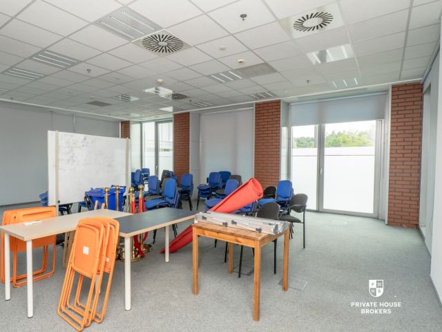 Lokal usługowy 75 mkw - Lokal użytkowy - Wynajem - Kraków, Podgórze / Podgórze Duchackie