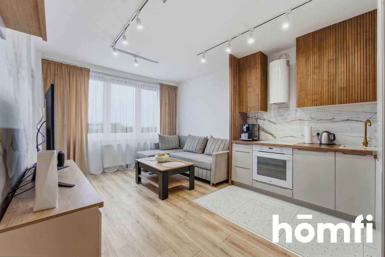 Spacious and modern apartment with a balcony, recently renovated - Квартира - Продаж - Tychy, os. D