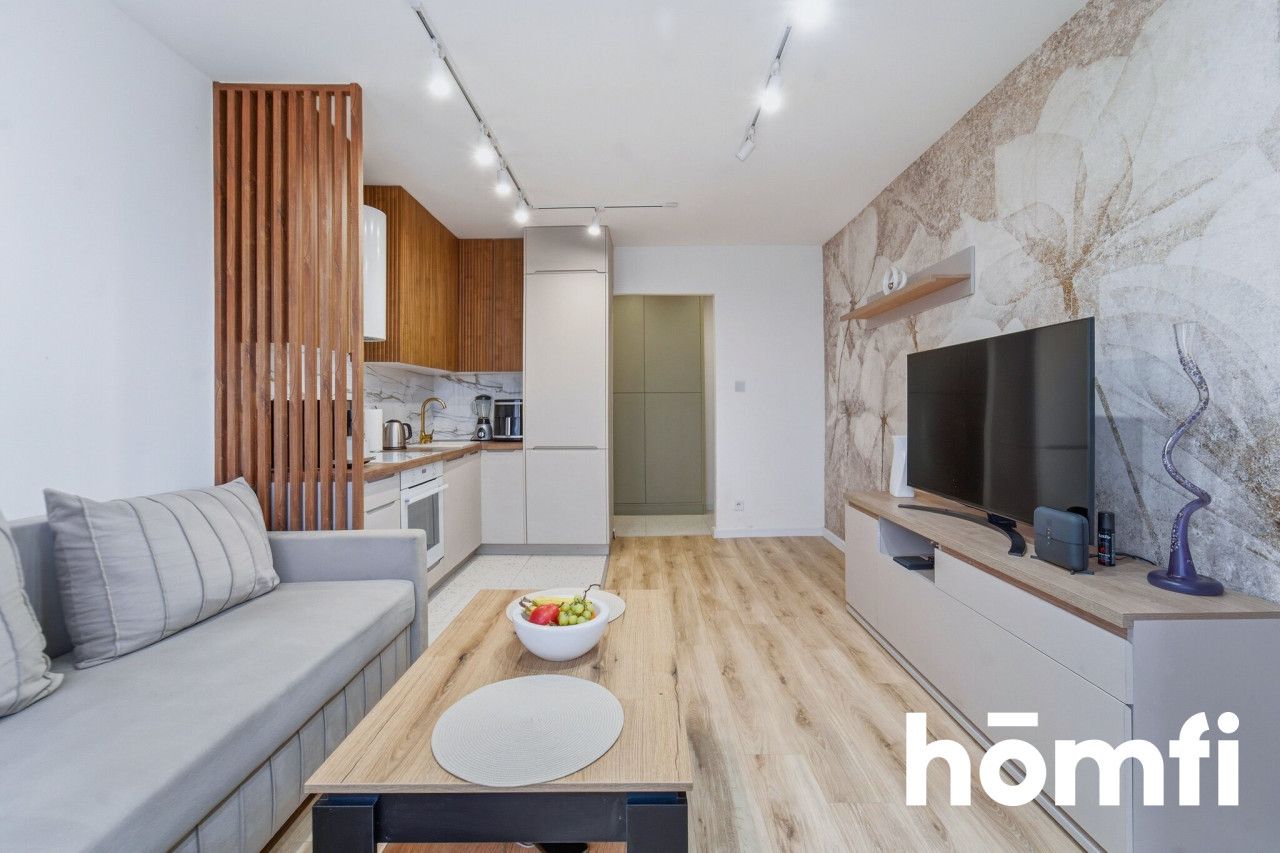 Spacious and modern apartment with a balcony, recently renovated - Квартира - Продаж - Tychy, os. D