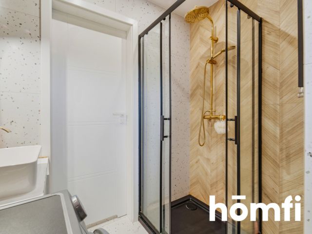 Spacious and modern apartment with a balcony, recently renovated - Apartment - Sale - Tychy, os. D