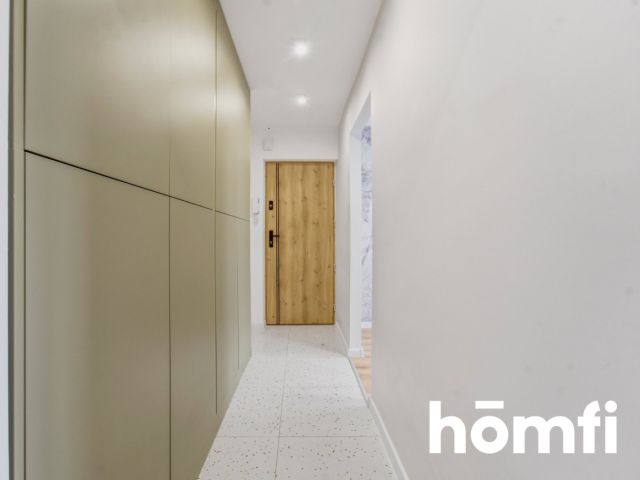 Spacious and modern apartment with a balcony, recently renovated - Apartment - Sale - Tychy, os. D