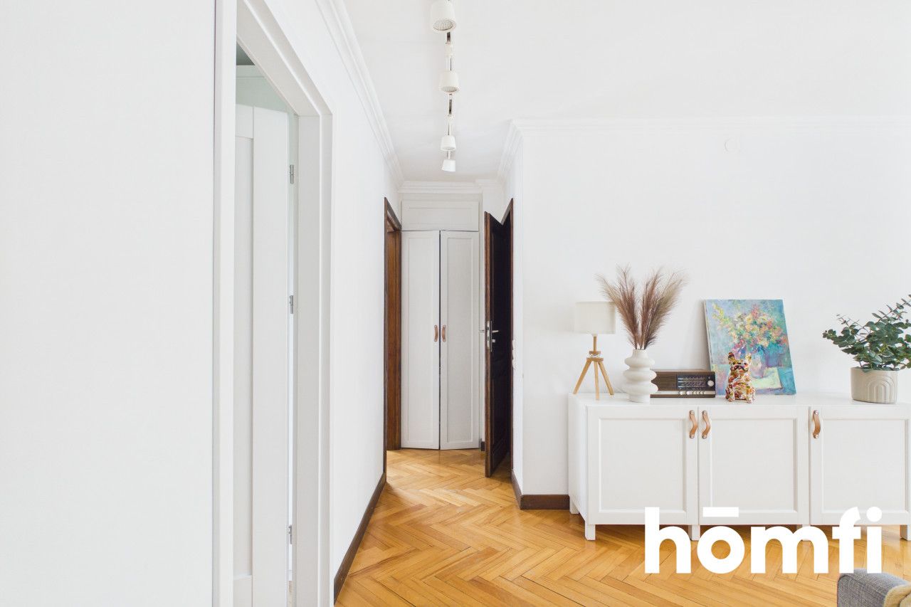 BRIGHT 4 ROOM APARTMENT - FIOŁKOWA STREET | PRĄDNIK CZERWONY - Apartment - Sale - Kraków