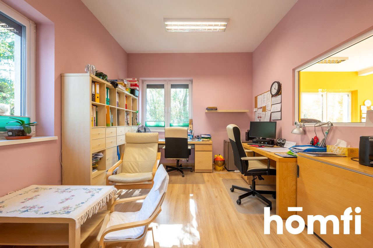 Operating Kindergarten and Nursery Near Kraków - Комерційне приміщення - Продаж - Krakowski, Czernichów / Rybna