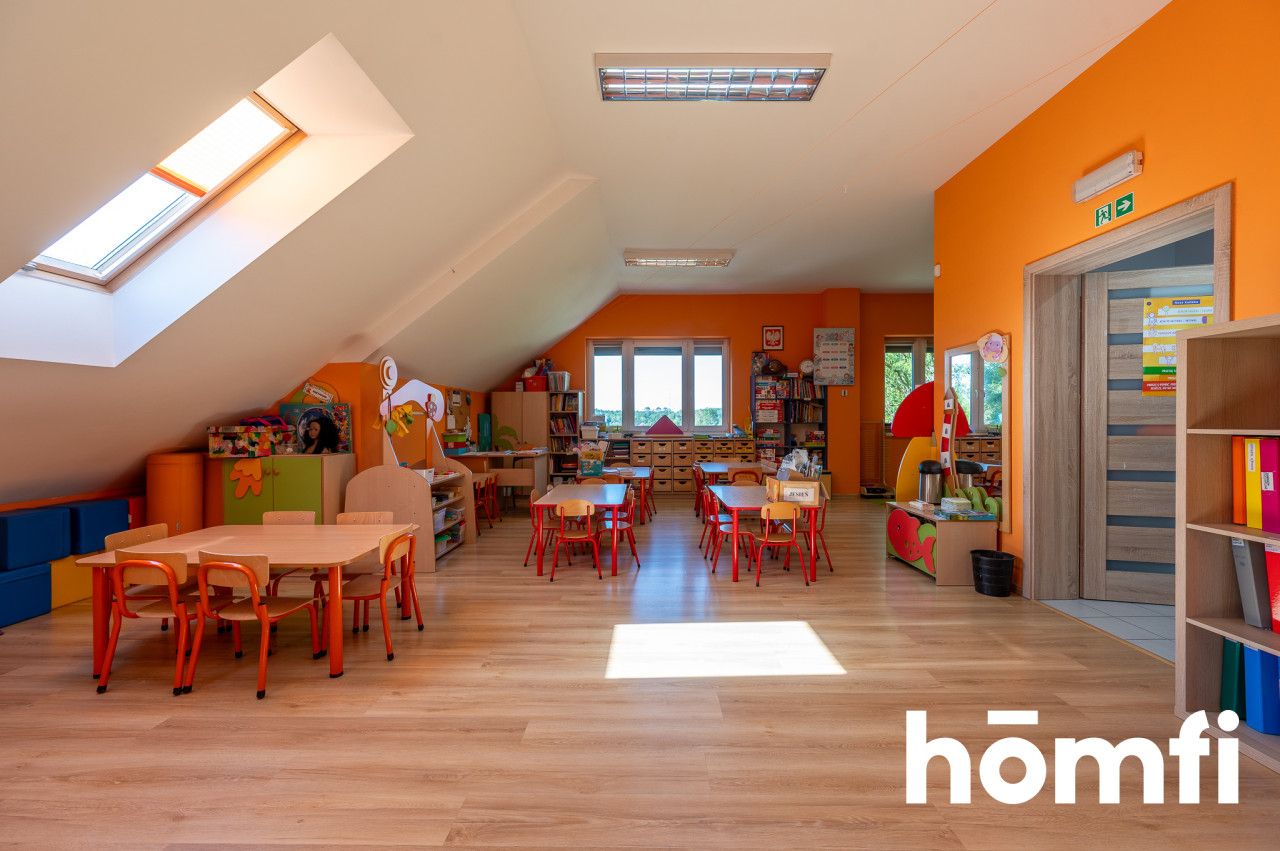 Operating Kindergarten and Nursery Near Kraków - Комерційне приміщення - Продаж - Krakowski, Czernichów / Rybna
