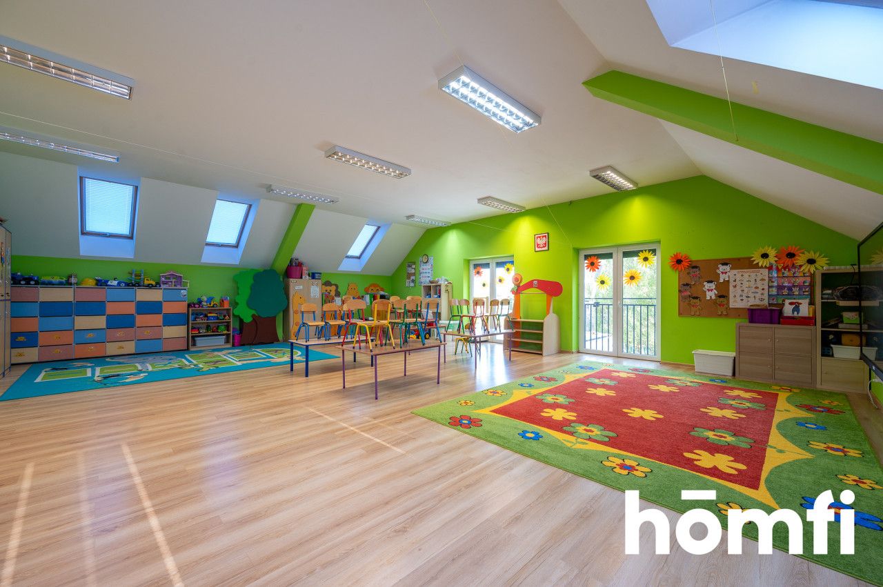 Operating Kindergarten and Nursery Near Kraków - Комерційне приміщення - Продаж - Krakowski, Czernichów / Rybna