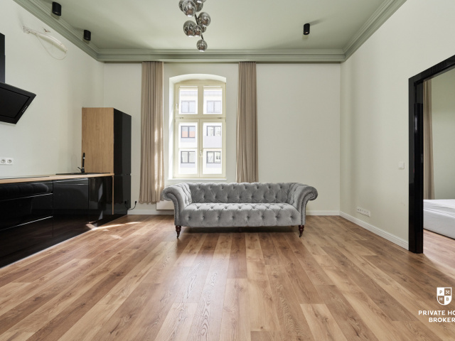Studio apartment in Castle, Ogrody Graua - Apartment - Rent - Wrocław, Śródmieście / Plac Grunwaldzki