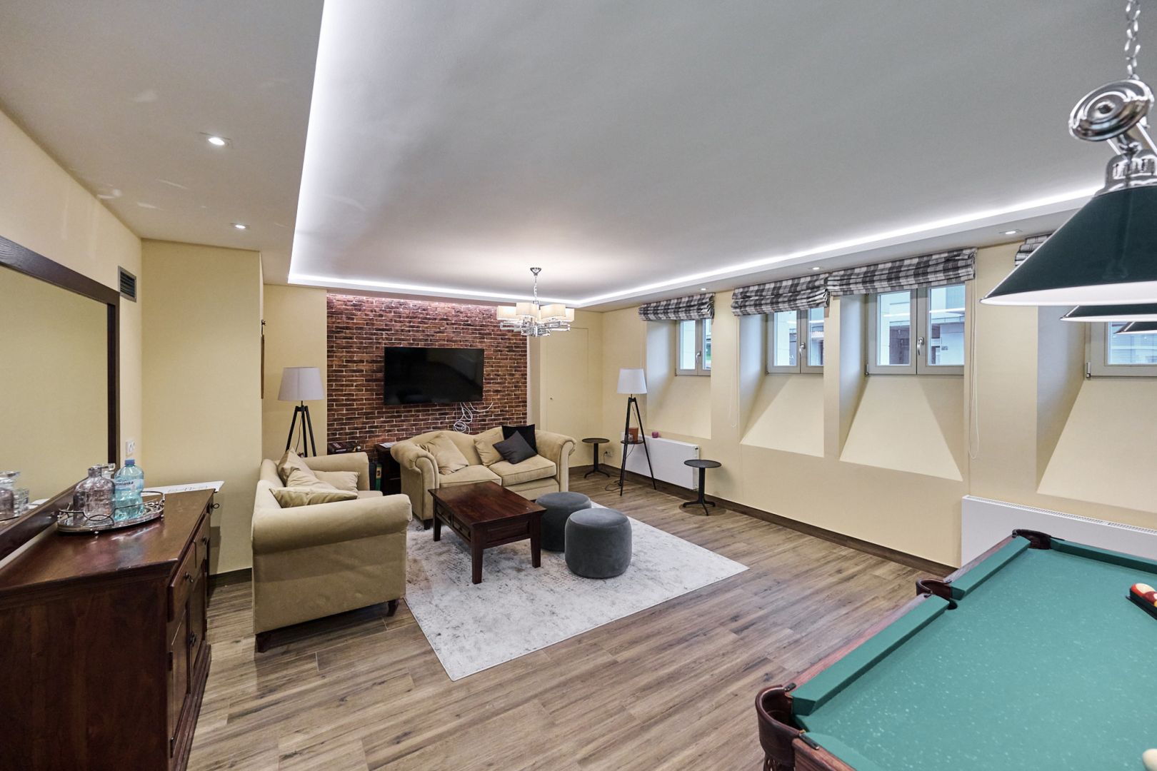 Stunning apartment in a castle, Gardens of Graua - Apartment - Rent - Wrocław, Śródmieście / Plac Grunwaldzki