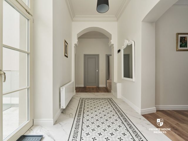 Stunning apartment in a castle, Gardens of Graua - Apartment - Rent - Wrocław, Śródmieście / Plac Grunwaldzki