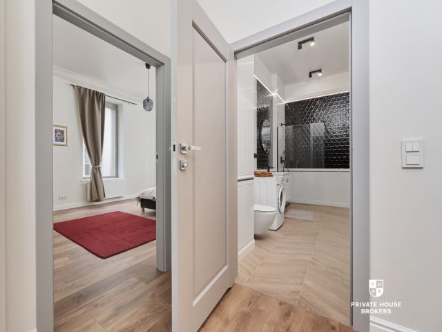 Stunning apartment in a castle, Gardens of Graua - Apartment - Rent - Wrocław, Śródmieście / Plac Grunwaldzki