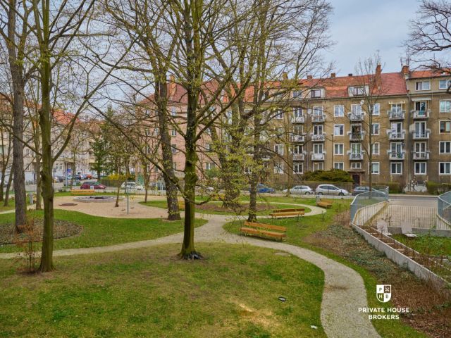 Stunning apartment in a castle, Gardens of Graua - Apartment - Rent - Wrocław, Śródmieście / Plac Grunwaldzki