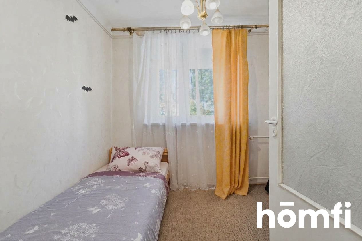 Niwka|Do remontu|52m2 4 pokoje|1.piętro|Parking - Mieszkanie - Sprzedaż - Sosnowiec