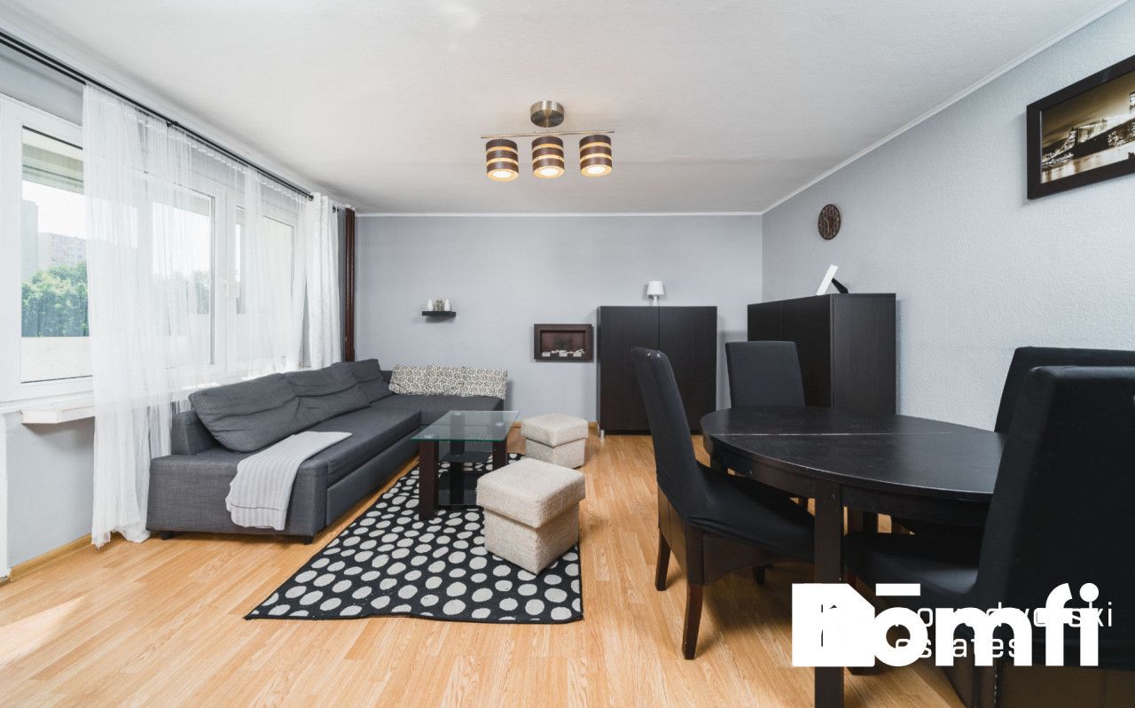 View of the trees, separate kitchen, good communication - Apartment - Rent - Kraków, Śródmieście / Prądnik Czerwony