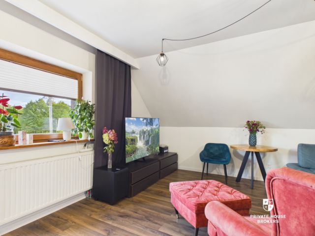Dom z dwoma niezależnymi mieszkaniami i garażem na działce 1436 m² | ul. Akacjowa - Dom - Sprzedaż - Wielicki, Niepołomice
