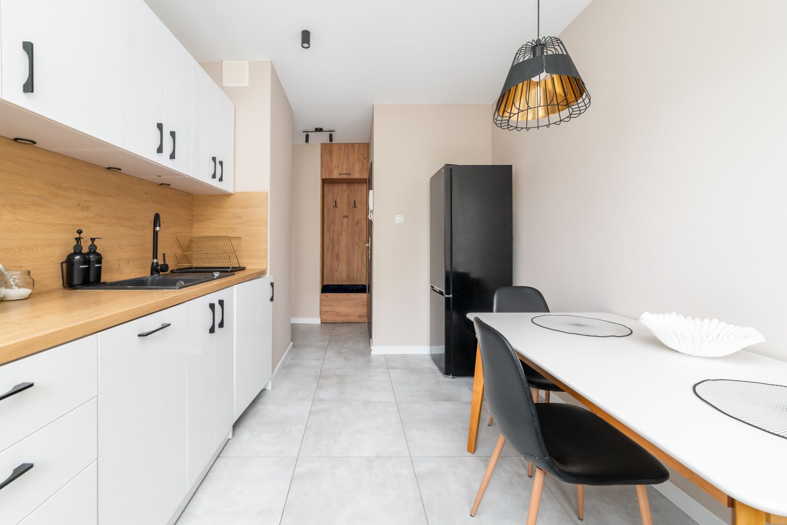 Studio Apartment with Separate Kitchen and Balcony | 30 m² | Różyckiego Street. - Apartment - Rent - Łódź, Górna