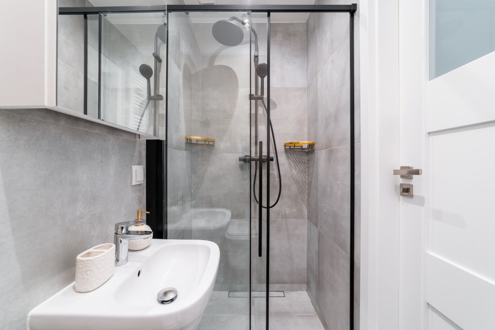 Studio Apartment with Separate Kitchen and Balcony | 30 m² | Różyckiego Street. - Apartment - Rent - Łódź, Górna