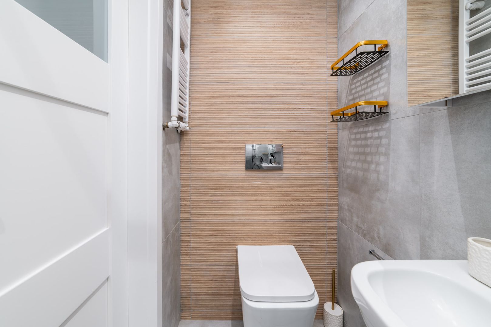 Studio Apartment with Separate Kitchen and Balcony | 30 m² | Różyckiego Street. - Apartment - Rent - Łódź, Górna