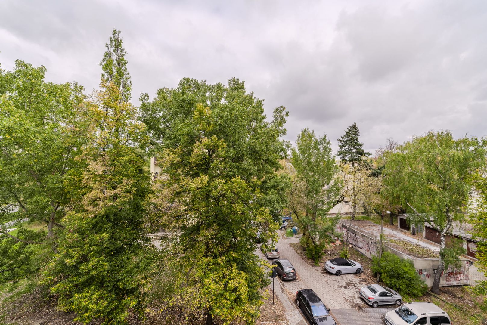 Studio Apartment with Separate Kitchen and Balcony | 30 m² | Różyckiego Street. - Apartment - Rent - Łódź, Górna